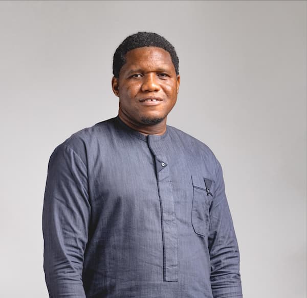 Mr. Mohammed Barrie, Executive Director of Lɛ Wi Lan
